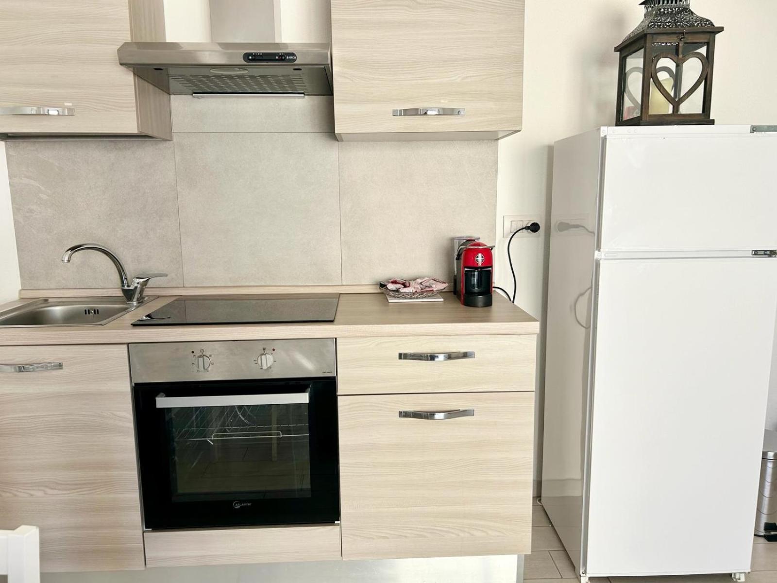 Appartamento Incantevole Con Piscina ปาเลา ภายนอก รูปภาพ